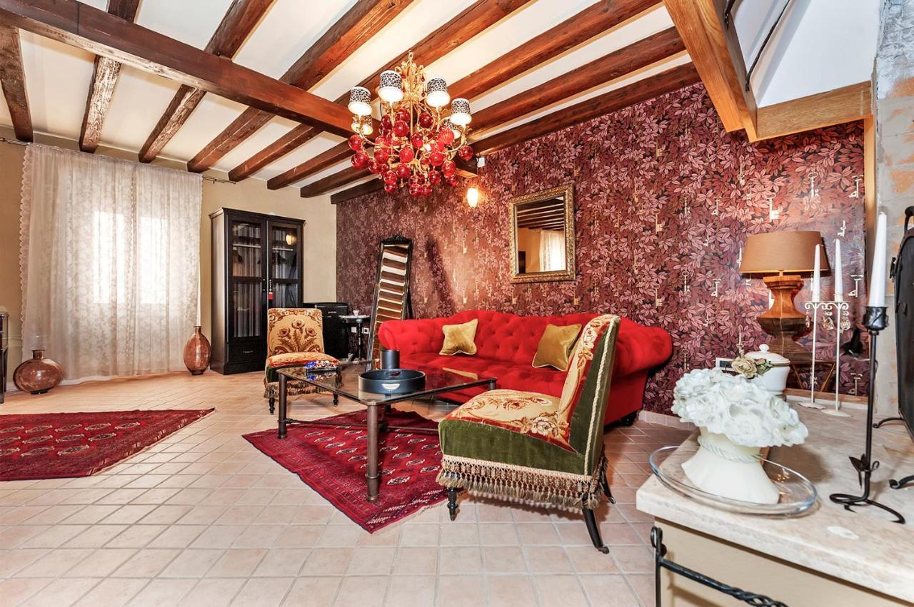 Luxury Villa Orh روفينج المظهر الخارجي الصورة